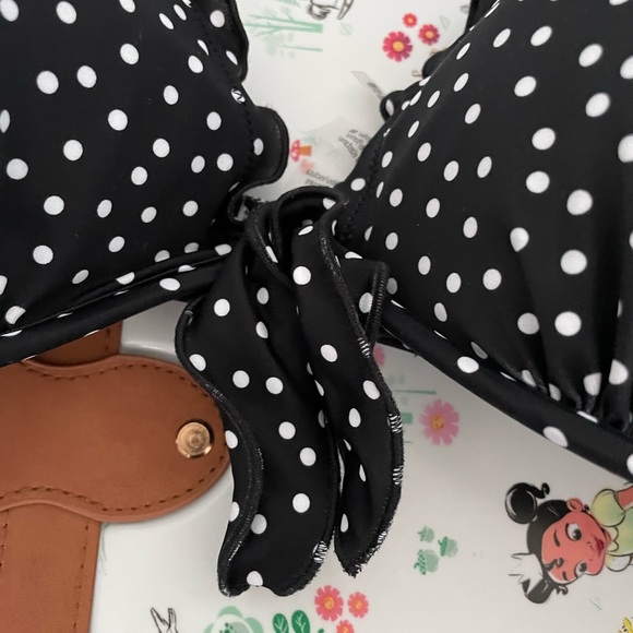 Victoria’s Secret NW black and white polka dot triangle bikini top - Picture 2 of 5